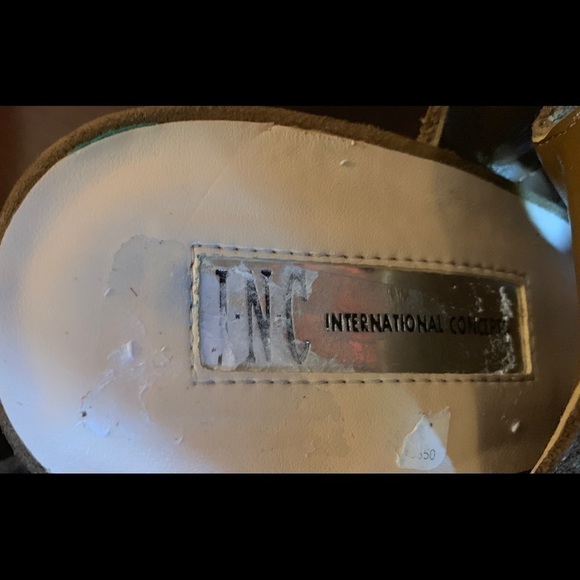 🍂SALE🍂 INC Brown Suede Leather Heeled Sandals Size 10 - Picture 6 of 14